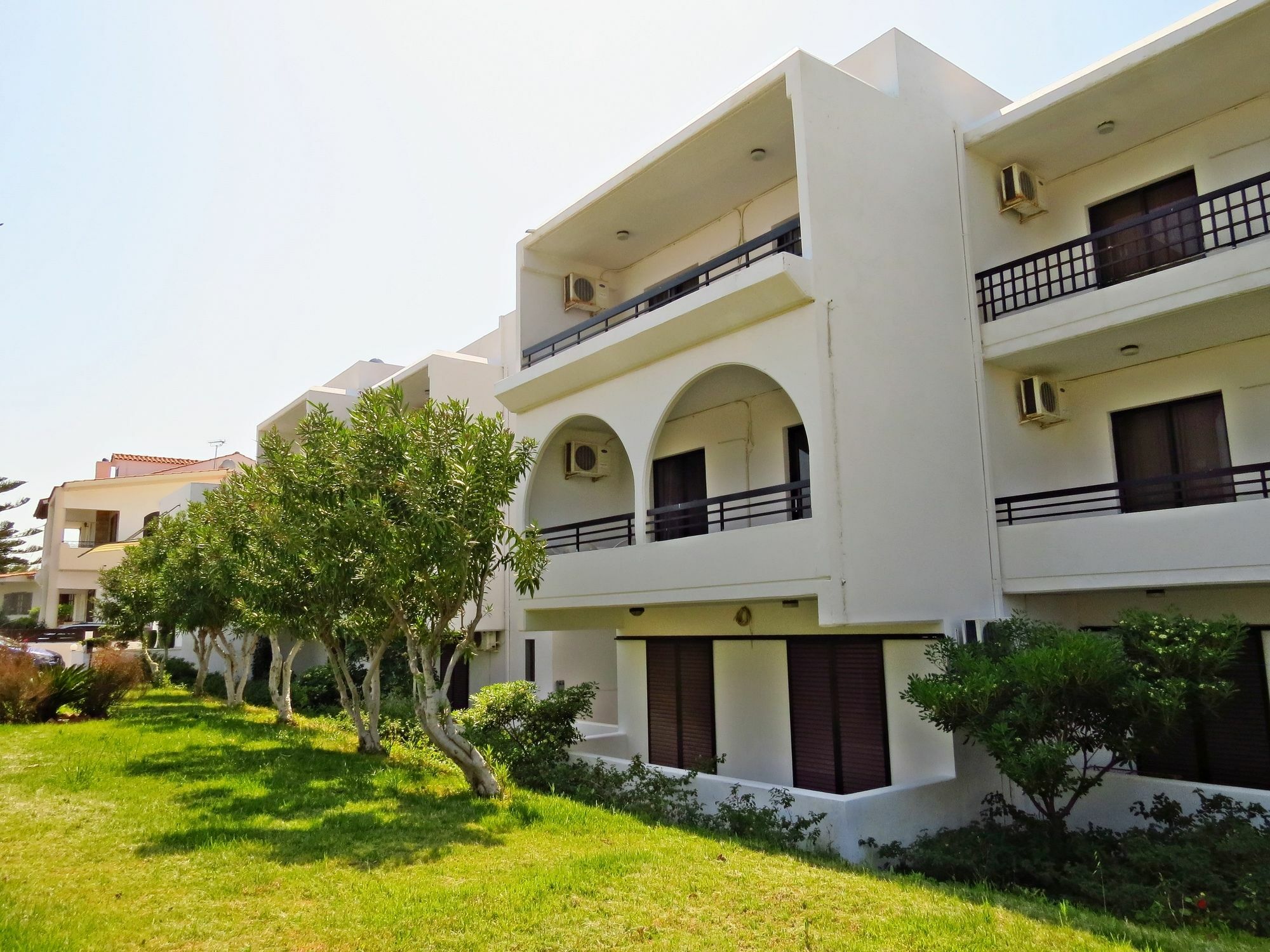 Debby Apartments Ialysos  Exterior foto